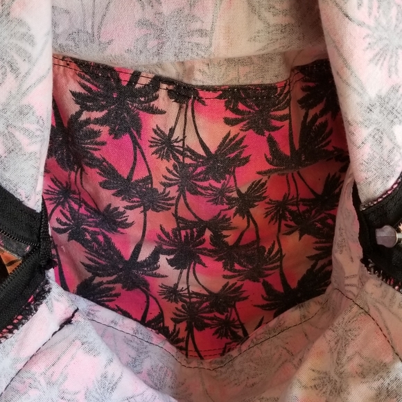 PINK Backpack - Picture 8 of 10